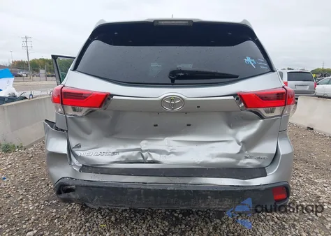 2018 Toyota Highlander Se из США, поврежденный, VIN 5TDJZRFH3JS547032